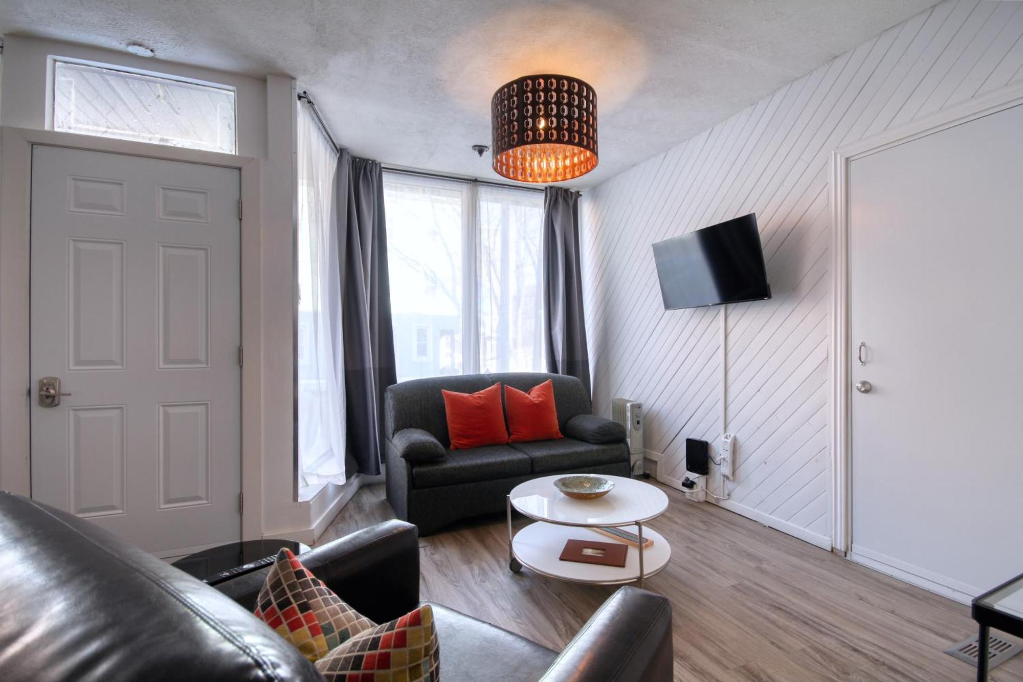 Loft De L'Antiquaire By Hebergements Dcl Québec Zewnętrze zdjęcie